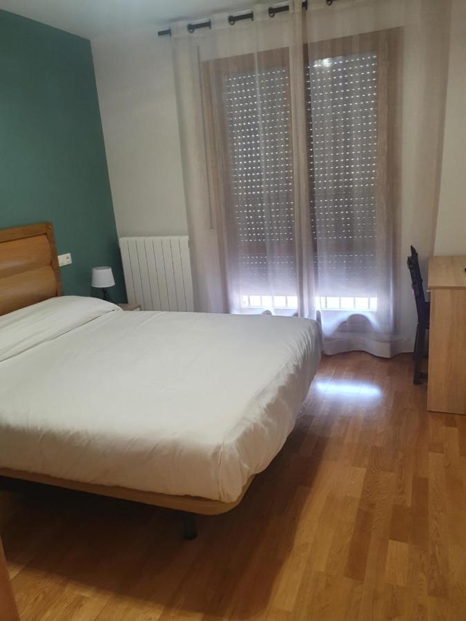 Hostal Rural 18 De Abril Olite Zewnętrze zdjęcie