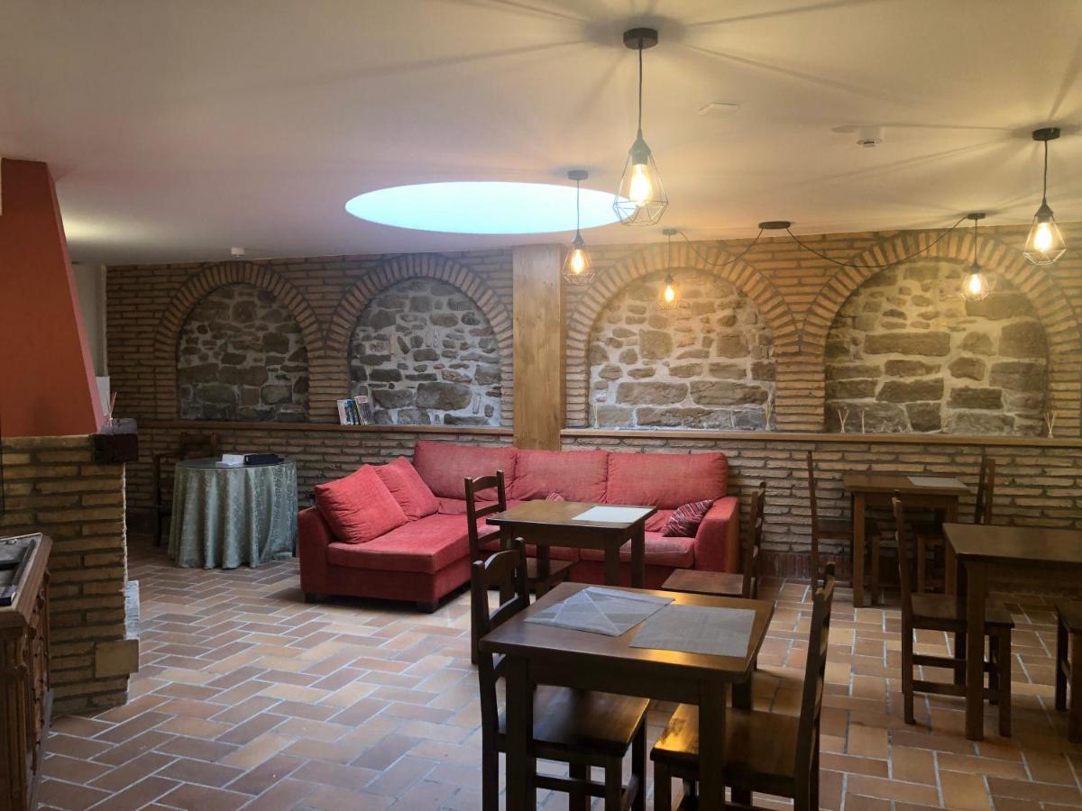 Hostal Rural 18 De Abril Olite Zewnętrze zdjęcie