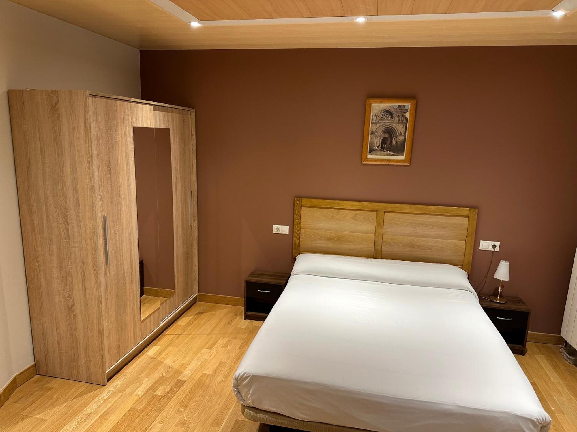Hostal Rural 18 De Abril Olite Zewnętrze zdjęcie